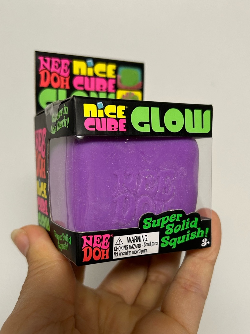 AUTHENTIC NeeDoh Nice Cube GLOW In Dark Squeeze Toy - Purple (NIB)